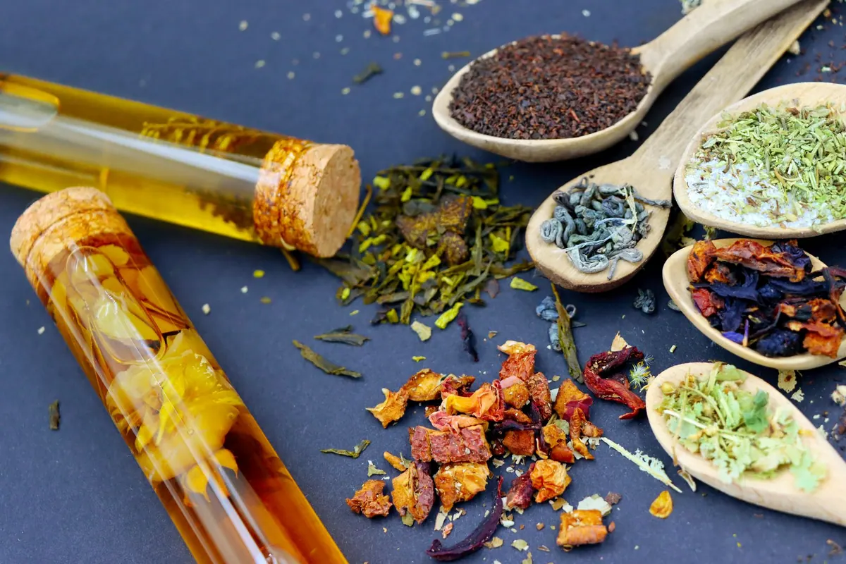 Beginner's Guide to Black Tea Blends: Assam, Ceylon, and English Breakfast Compared